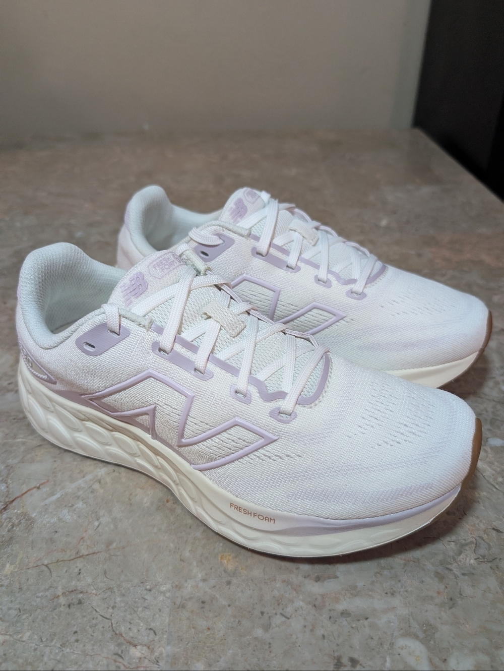 New Balance Fresh Foam 680 V8 Running Cushioned Shoes Salt Lavender Women Size 8